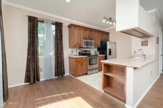 Photo #4: 6232094 Listing