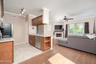 Photo #5: 6232094 Listing