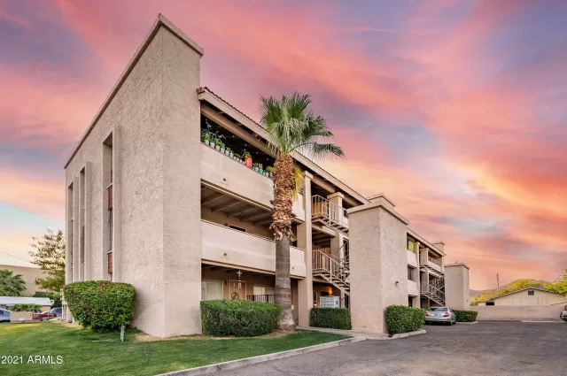 MLS: 6232259 Condo For Sale