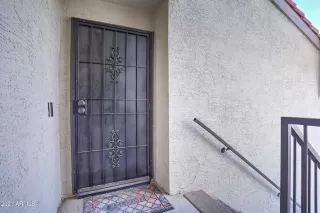 Photo #2: 6232308 Listing