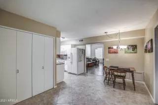 Photo #6: 6232392 Listing