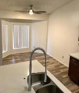 Photo #3: 6232416 Listing