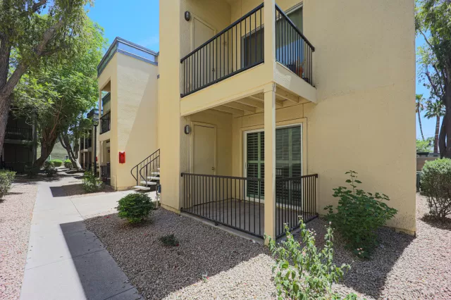 MLS: 6232425 Condo For Sale