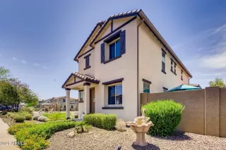 Photo #2: 6232457 Listing