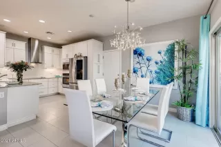 Photo #6: 6232457 Listing