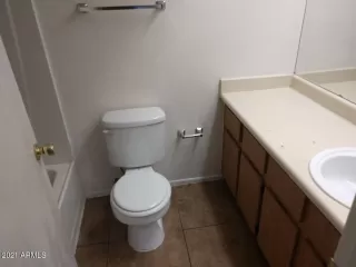 Photo #6: 6232482 Listing