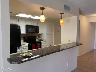 Photo #5: 6232587 Listing 