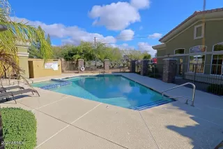 Photo #3: 6232679 Listing