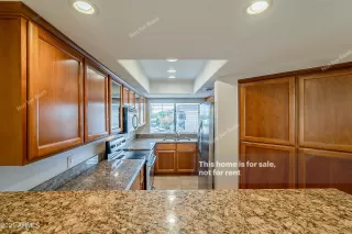 Photo #3: 6232752 Listing