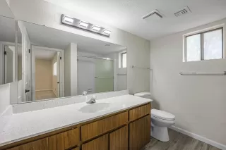 Photo #2: 6232875 Listing