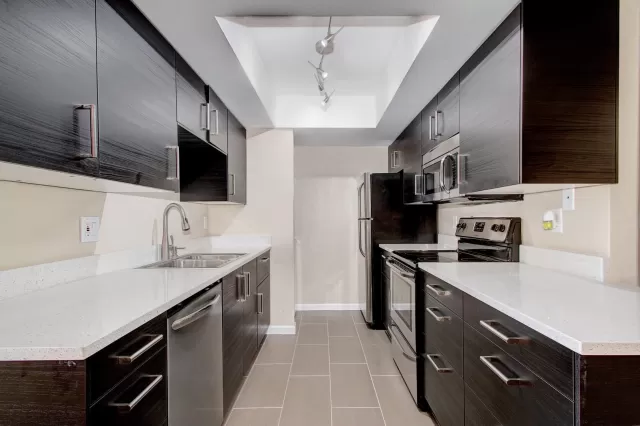 MLS: 6233192 Condo For Sale