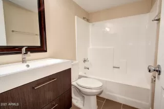 Photo #4: 6233192 Listing