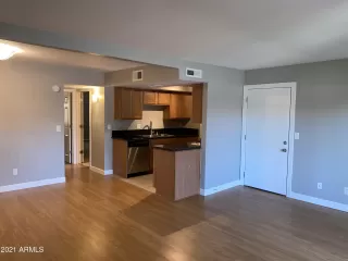 Photo #5: 6233194 Listing