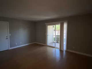 Photo #6: 6233194 Listing