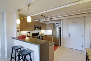 Photo #2: 6233221 Listing 