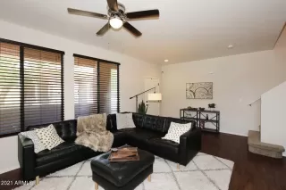 Photo #6: 6233347 Listing