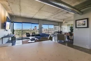 Photo #4: 6233388 Listing