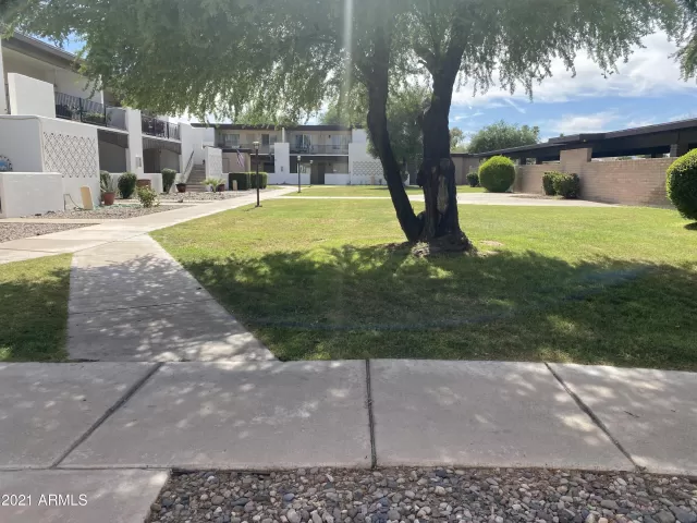 MLS: 6233448 Condo For Sale