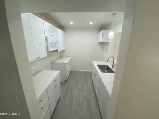 Photo #5: 6233448 Listing