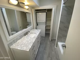 Photo #6: 6233448 Listing