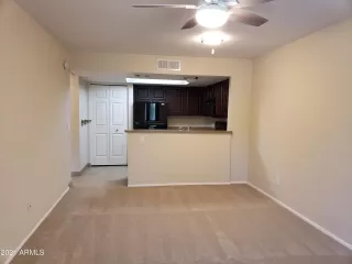 Photo #6: 6233526 Listing