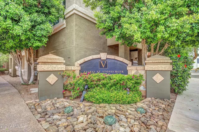 MLS: 6233806 Condo For Sale