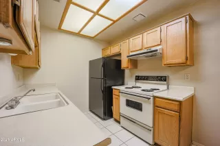 Photo #3: 6233823 Listing