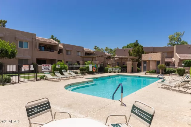 MLS: 6233828 Condo For Sale