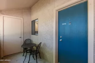 Photo #5: 6233828 Listing