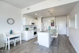 Photo #4: 6233854 Listing 