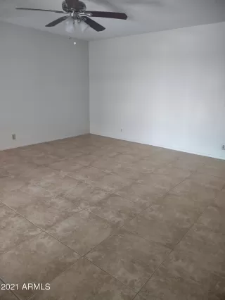 Photo #4: 6233884 Listing