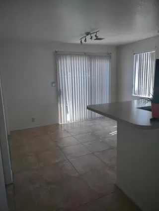 Photo #6: 6233884 Listing