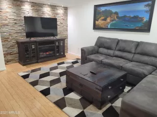 Photo #3: 6233903 Listing 