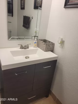 Photo #4: 6233903 Listing 