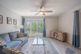 Photo #6: 6233979 Listing