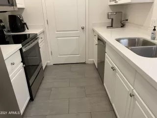 Photo #3: 6233980 Listing 