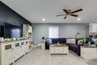 Photo #1: 6234153 Listing