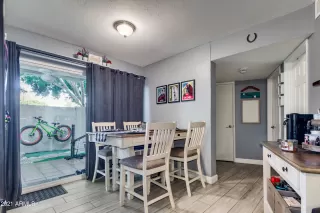 Photo #6: 6234153 Listing