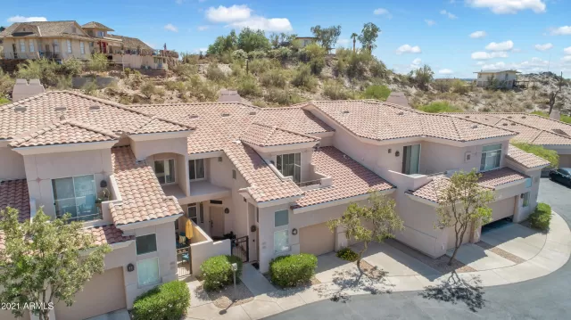 MLS: 6234185 Condo For Sale