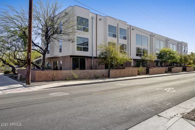 MLS: 6234306 Condo For Sale