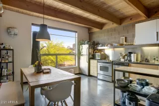 Photo #2: 6234306 Listing