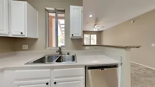 Photo #6: 6234439 Listing