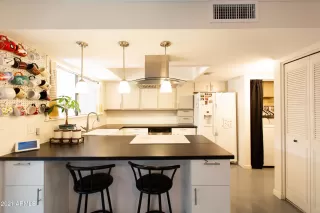 Photo #4: 6234538 Listing 