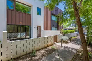 Photo #3: 6234610 Listing