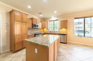 Photo #3: 6234742 Listing