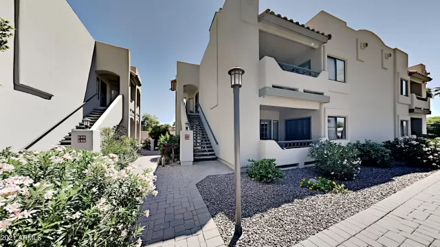 MLS: 6234786 Condo For Sale