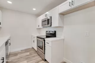 Photo #4: 6234801 Listing