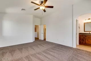 Photo #3: 6234804 Listing