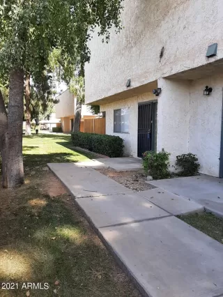 Photo #2: 6234888 Listing