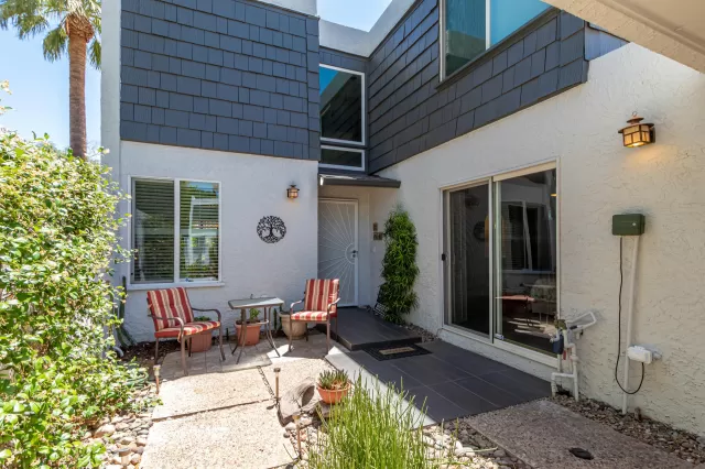 MLS: 6234999 Condo For Sale